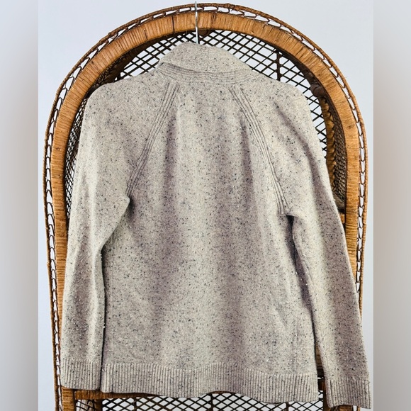 Abercrombie & Fitch Womens Shawl Collar Cardigan Sweater Size S Wool Blend Knit - Picture 5 of 5